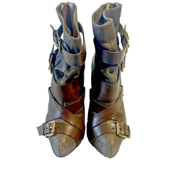 Michael Kors tatum leather bootie - size 5 - Picture 2 of 6